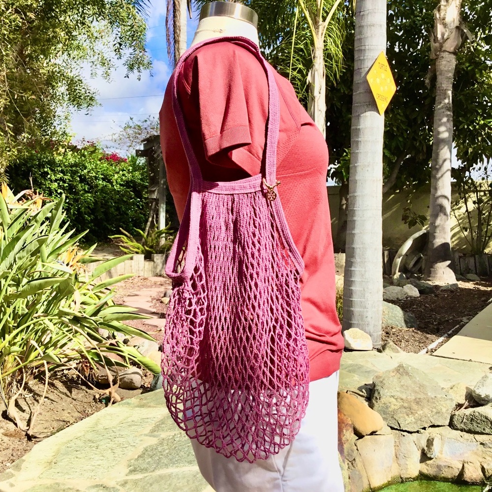HOT SALE 🌶🌶 TORY BURCH GOLD CHARM COTTON NET BAG